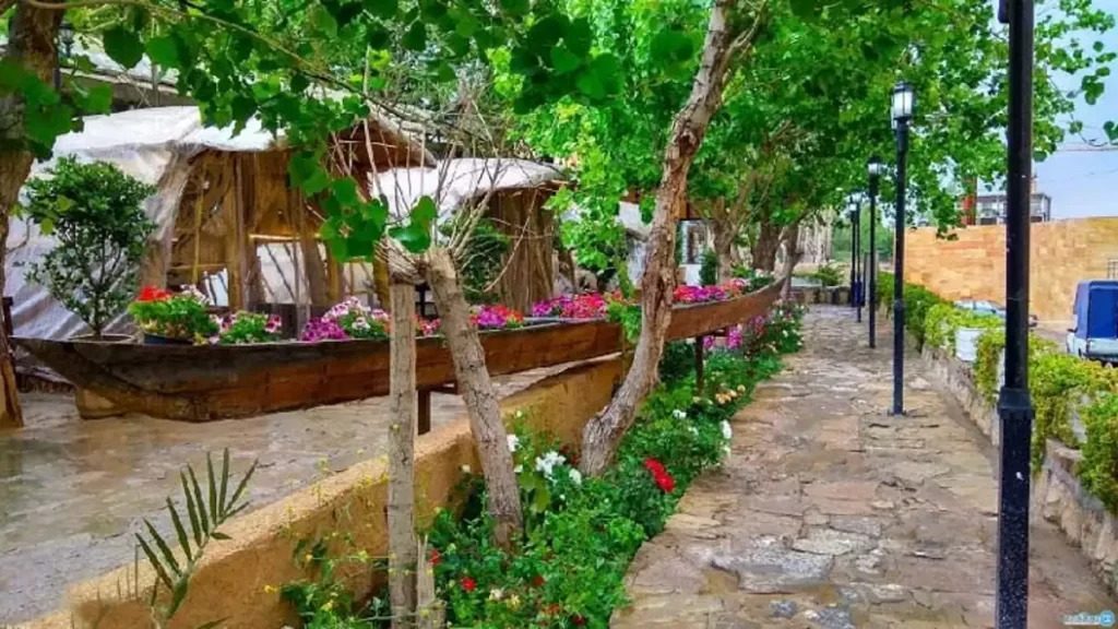 شاندیز مشهد چی داره؟