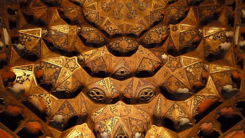 از زیبایی های فضای داخلی اثر تاریخی صفی الدین اردبیلی